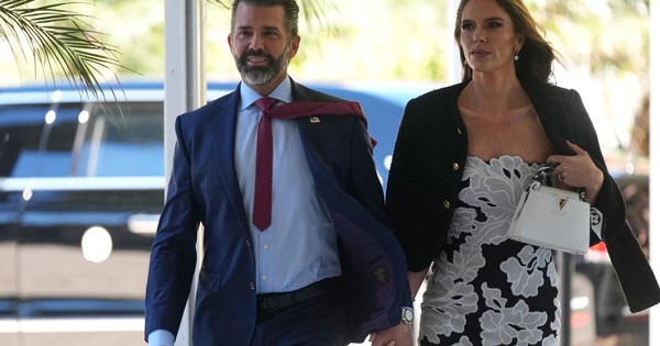 OKVIP baccarat và tin nóng từ gia đình Trump: Donald Trump Jr. tái hôn tại Bahamas - hình ảnh - okvipjl.com OKVIP baccarat và tin nóng từ gia đình Trump: Donald Trump Jr. tái hôn tại Bahamas - hình ảnh - okvipjl.com