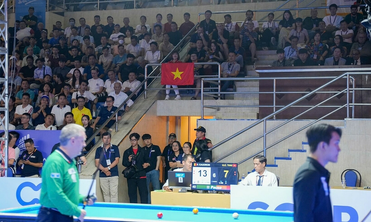 Huyền thoại billiard Dick Jaspers lên tiếng bảo vệ khán giả Việt Nam - hình ảnh - okvipjl.com