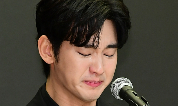 Kim Soo Hyun cảm ơn người hâm mộ sau khi tòa án xử lý tin giả - hình ảnh - okvipjl.com