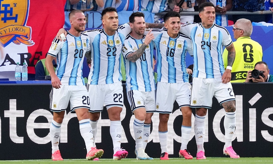 Mac Allister Thừa Nhận Khó Lòng Bắt Chước Được Messi – Cơ Hội Trải Nghiệm Casino Live Dealer Cùng OKVIP - hình ảnh - okvipjl.com