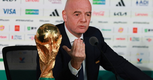 FIFA bất ngờ muốn đổi luật giữa World Cup, Chủ tịch Infantino lên tiếng về tranh cãi - hình ảnh - okvipjl.com FIFA bất ngờ muốn đổi luật giữa World Cup, Chủ tịch Infantino lên tiếng về tranh cãi - hình ảnh - okvipjl.com