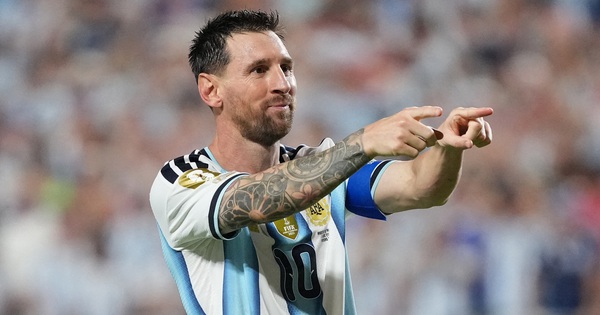 Xavi: ‘Messi là vô song, gần như không phải con người’ - hình ảnh - okvipjl.com Xavi: ‘Messi là vô song, gần như không phải con người’ - hình ảnh - okvipjl.com