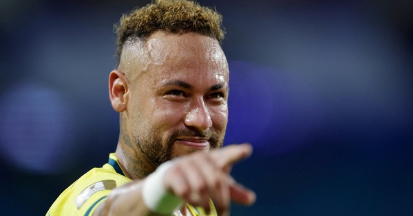 Sau gần 1.000 ngày vắng bóng, Neymar bật khóc khi trở lại đội hình Brazil - hình ảnh - okvipjl.com Sau gần 1.000 ngày vắng bóng, Neymar bật khóc khi trở lại đội hình Brazil - hình ảnh - okvipjl.com
