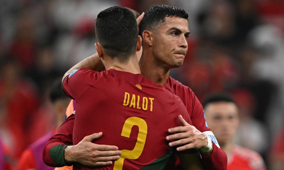 Diogo Dalot Bộc Bạch Về Ronaldo: Huyền Thoại Vẫn Run Rẩy Trước Trận Đấu Lớn - hình ảnh - okvipjl.com Diogo Dalot Bộc Bạch Về Ronaldo: Huyền Thoại Vẫn Run Rẩy Trước Trận Đấu Lớn - hình ảnh - okvipjl.com