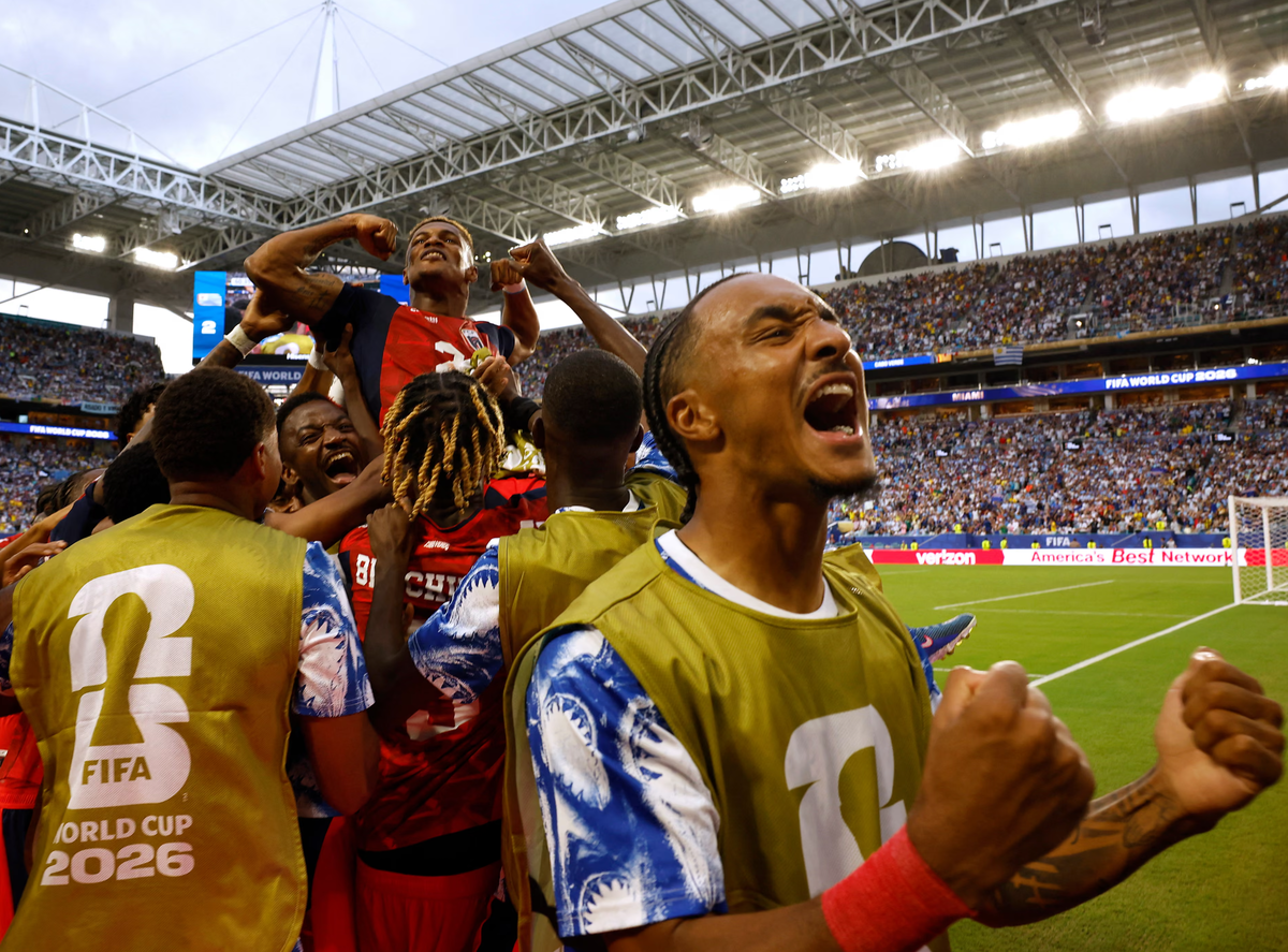 Cape Verde lại gây sốc ở World Cup 2026: Hòa Uruguay 2-2 đầy kịch tính - hình ảnh - okvipjl.com Cape Verde lại gây sốc ở World Cup 2026: Hòa Uruguay 2-2 đầy kịch tính - hình ảnh - okvipjl.com