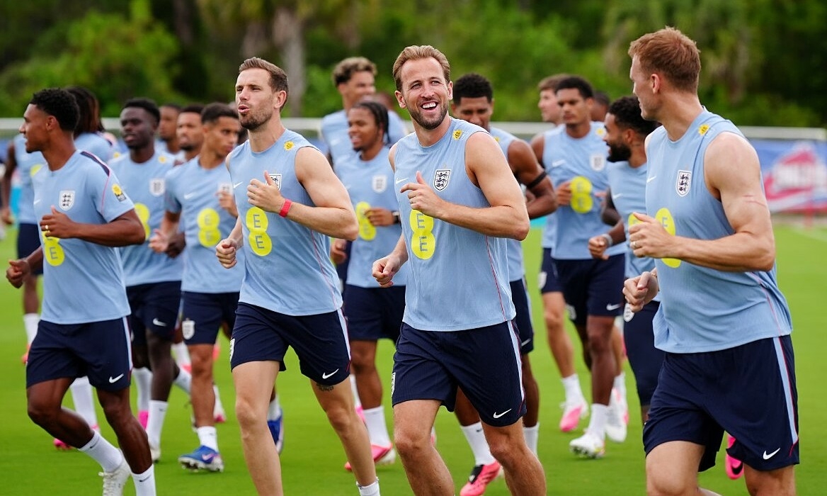Terry chỉ trích Tuchel làm tan vỡ giấc mơ World Cup của tuyển Anh - hình ảnh - okvipjl.com Terry chỉ trích Tuchel làm tan vỡ giấc mơ World Cup của tuyển Anh - hình ảnh - okvipjl.com