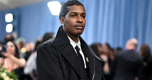 Vì sao hàng loạt người hâm mộ ‘cầu xin’ Rihanna chia tay bạn trai rapper? - hình ảnh - okvipjl.com Vì sao hàng loạt người hâm mộ ‘cầu xin’ Rihanna chia tay bạn trai rapper? - hình ảnh - okvipjl.com