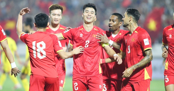 Đội tuyển Việt Nam mang hàng công ‘Brazil hóa’ cực mạnh đến AFF Cup - hình ảnh - okvipjl.com Đội tuyển Việt Nam mang hàng công ‘Brazil hóa’ cực mạnh đến AFF Cup - hình ảnh - okvipjl.com