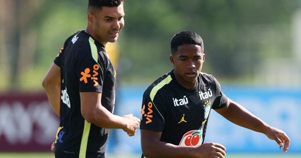 CĐV Brazil gây sức ép, Ancelotti cân nhắc Endrick; Neymar tập lại trước đại chiến Haiti - hình ảnh - okvipjl.com CĐV Brazil gây sức ép, Ancelotti cân nhắc Endrick; Neymar tập lại trước đại chiến Haiti - hình ảnh - okvipjl.com