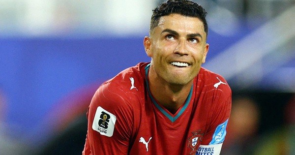 OKVIP cược thể thao – Khi Ronaldo im tiếng và fan Việt tìm điểm sáng - hình ảnh - okvipjl.com OKVIP cược thể thao – Khi Ronaldo im tiếng và fan Việt tìm điểm sáng - hình ảnh - okvipjl.com