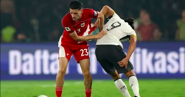 Thầy Kim ghi chép kỹ lưỡng số liệu đối thủ tại AFF Cup: Đội nào là mối đe dọa lớn nhất với Việt Nam? - hình ảnh - okvipjl.com Thầy Kim ghi chép kỹ lưỡng số liệu đối thủ tại AFF Cup: Đội nào là mối đe dọa lớn nhất với Việt Nam? - hình ảnh - okvipjl.com