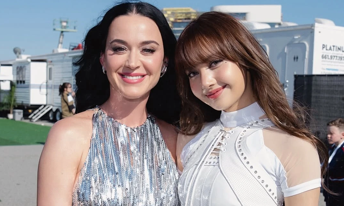 Đăng nhập OKVIP để theo dõi khoảnh khắc Katy Perry hội ngộ Lisa tại World Cup 2026 - hình ảnh - okvipjl.com Đăng nhập OKVIP để theo dõi khoảnh khắc Katy Perry hội ngộ Lisa tại World Cup 2026 - hình ảnh - okvipjl.com