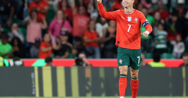 CR7 chưa phải ‘già nhất’ ở World Cup 2026: Huyền thoại vẫn cháy cùng đam mê - hình ảnh - okvipjl.com CR7 chưa phải ‘già nhất’ ở World Cup 2026: Huyền thoại vẫn cháy cùng đam mê - hình ảnh - okvipjl.com