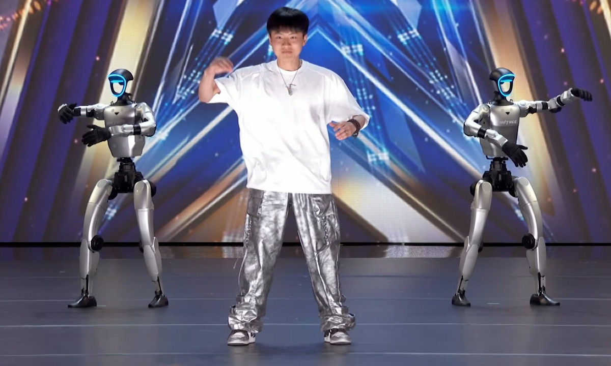 OKVIP eSports và Cơn Sốt Robot Nhảy Múa Trên Sân Khấu America’s Got Talent - hình ảnh - okvipjl.com