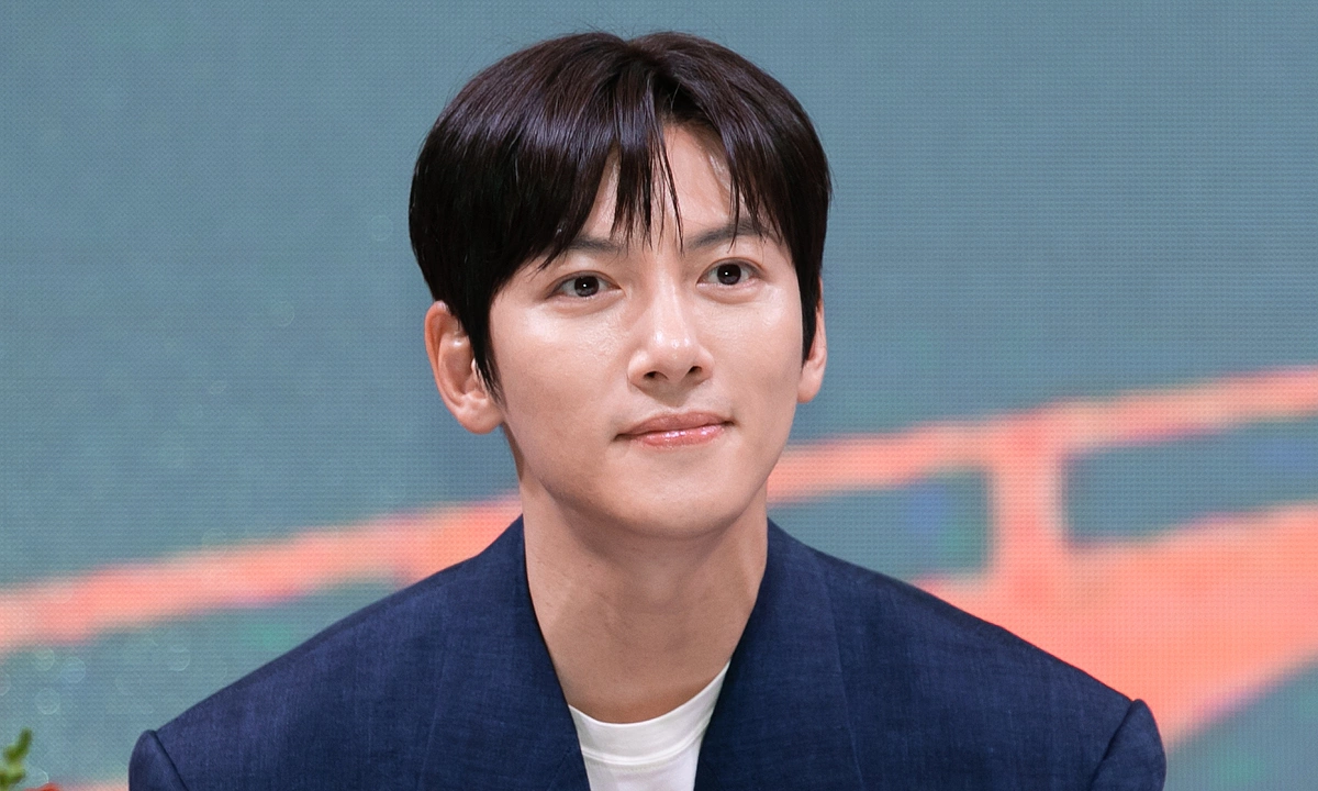 Ji Chang Wook: ‘Tôi nhận năng lượng tích cực khi đến Việt Nam’ - hình ảnh - okvipjl.com Ji Chang Wook: ‘Tôi nhận năng lượng tích cực khi đến Việt Nam’ - hình ảnh - okvipjl.com