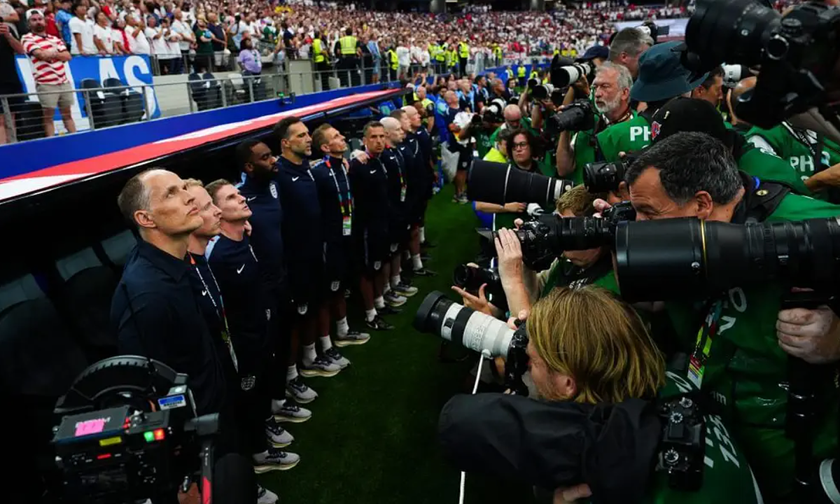 Tuchel Khiến FIFA Đổi Quy Định Nghi Thức Quốc Ca: Cú Hích Từ Sân Cỏ Đến Ứng Dụng OKVIP - hình ảnh - okvipjl.com Tuchel Khiến FIFA Đổi Quy Định Nghi Thức Quốc Ca: Cú Hích Từ Sân Cỏ Đến Ứng Dụng OKVIP - hình ảnh - okvipjl.com