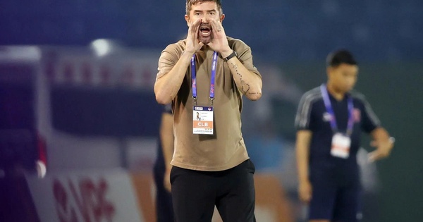 HLV Harry Kewell chỉ trích đội tuyển Úc, người hâm mộ Việt tìm đến OKVIP để theo dõi World Cup - hình ảnh - okvipjl.com