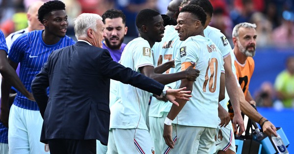HLV Deschamps đi vào lịch sử World Cup: Mbappe – Dembele tái lập kỳ tích của Brazil: góc nhìn mới cho người chơi Việt - hình ảnh - okvipjl.com HLV Deschamps đi vào lịch sử World Cup: Mbappe – Dembele tái lập kỳ tích của Brazil: góc nhìn mới cho người chơi Việt - hình ảnh - okvipjl.com