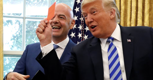 Chủ tịch FIFA xác nhận trao đổi với Trump về thẻ đỏ gây tranh cãi của Balogun - hình ảnh - okvipjl.com