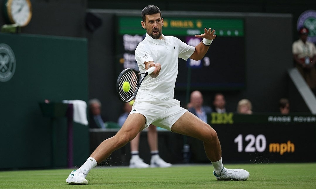 Djokovic dễ dàng vượt qua Tsitsipas, tiến sâu tại Wimbledon 2026 - hình ảnh - okvipjl.com Djokovic dễ dàng vượt qua Tsitsipas, tiến sâu tại Wimbledon 2026 - hình ảnh - okvipjl.com